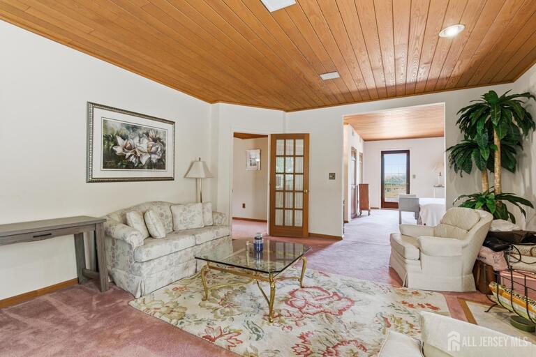Photo 17 of 329 S Pine Avenue, South Amboy NJ 08879, South Amboy, NJ