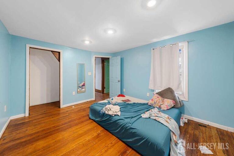 Photo 5 of 88 Woodbridge Avenue, Sewaren NJ 07077, Sewaren, NJ