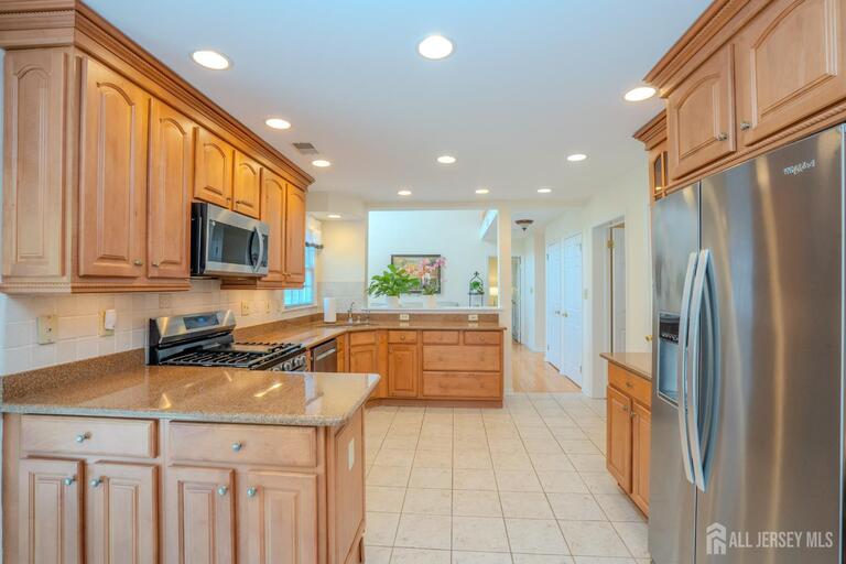 Photo 12 of 26 Kinglet Drive S, Plainsboro NJ 08512, Plainsboro, NJ