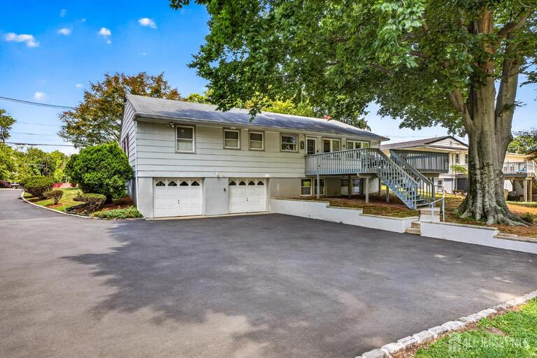 Photo 24 of 933 Franklin Avenue, South Plainfield NJ 07080, South Plainfield, NJ
