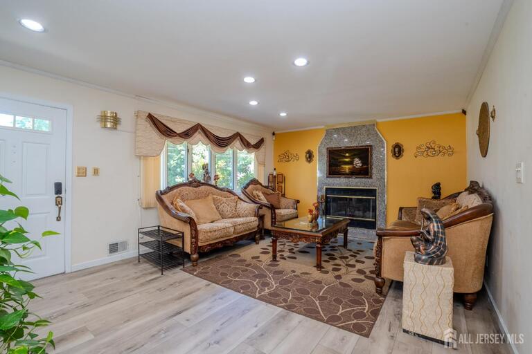 Photo 3 of 2284 Polk Avenue, North Brunswick NJ 08902, North Brunswick, NJ