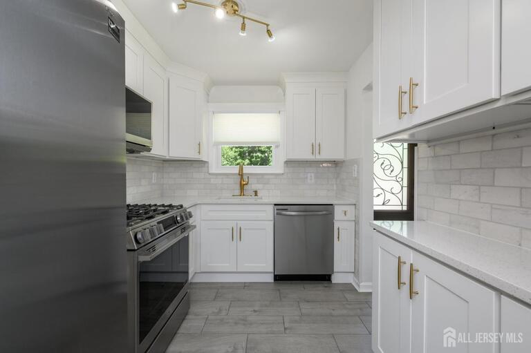 Photo 11 of 16 Finch Road, Howell NJ 07731, Howell, NJ