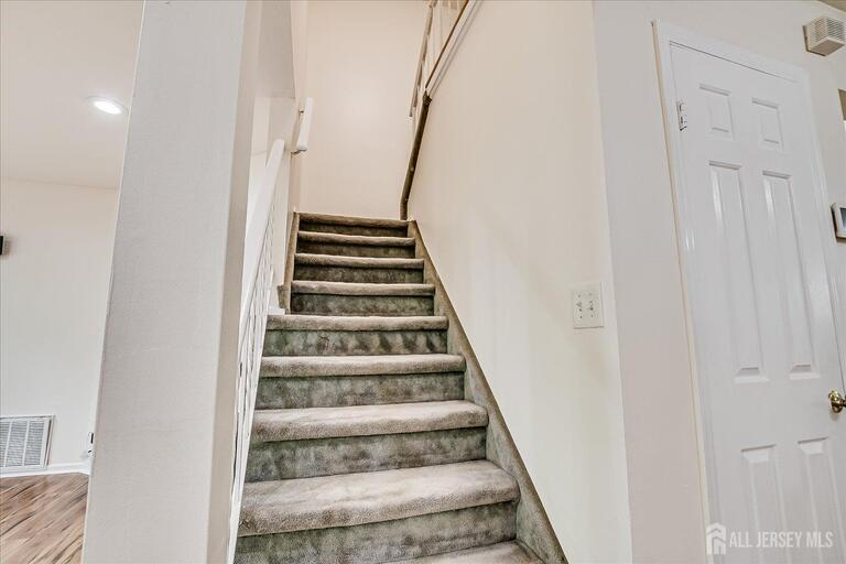 Photo 18 of 12 Tulip Court, Edison NJ 08820, Edison, NJ