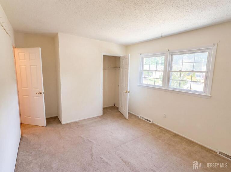 Photo 11 of 24 Hogan Court, Little Egg Harbor NJ 08087, Little Egg Harbor, NJ