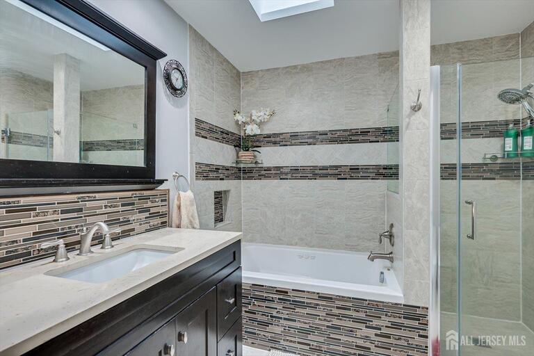 Photo 31 of 4506 Stonehedge Road, Edison NJ 08820, Edison, NJ