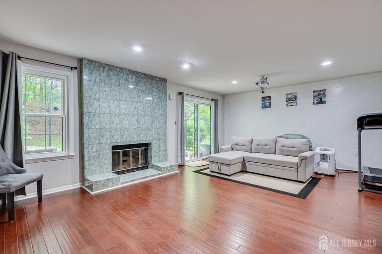 Photo 41 of 4506 Stonehedge Road, Edison NJ 08820, Edison, NJ
