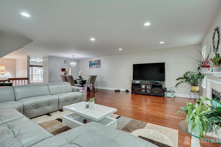 Photo 19 of 4506 Stonehedge Road, Edison NJ 08820, Edison, NJ