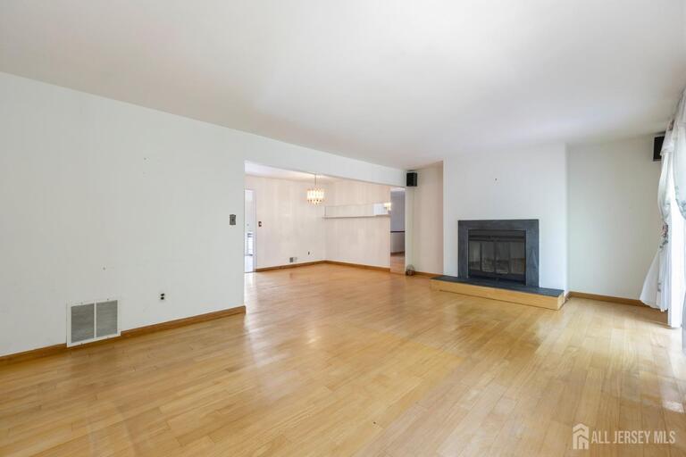 Photo 11 of 703 Merrywood Drive, Edison NJ 08817, Edison, NJ