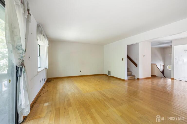 Photo 8 of 703 Merrywood Drive, Edison NJ 08817, Edison, NJ
