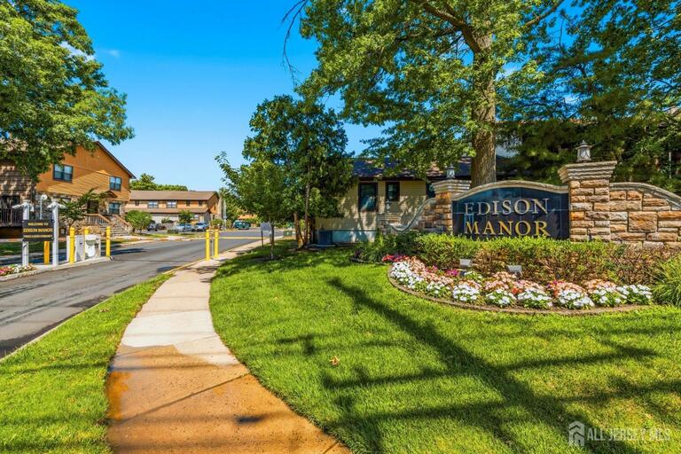 Photo 32 of 703 Merrywood Drive, Edison NJ 08817, Edison, NJ
