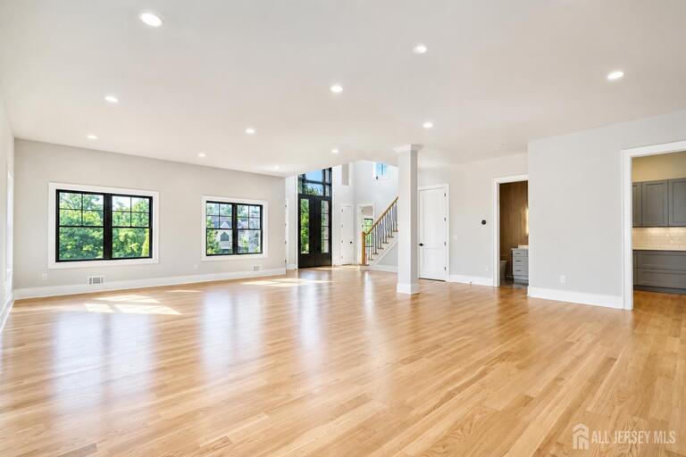 Photo 11 of 1684 Frank Street, Edison NJ 08820, Edison, NJ