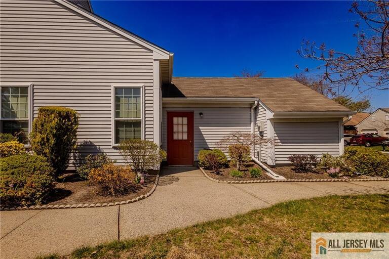 Photo 4 of 12 Rothwell Drive # C, Monroe NJ 08831, Monroe, NJ