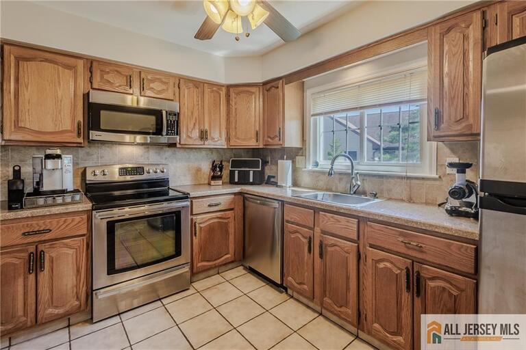 Photo 8 of 12 Rothwell Drive # C, Monroe NJ 08831, Monroe, NJ