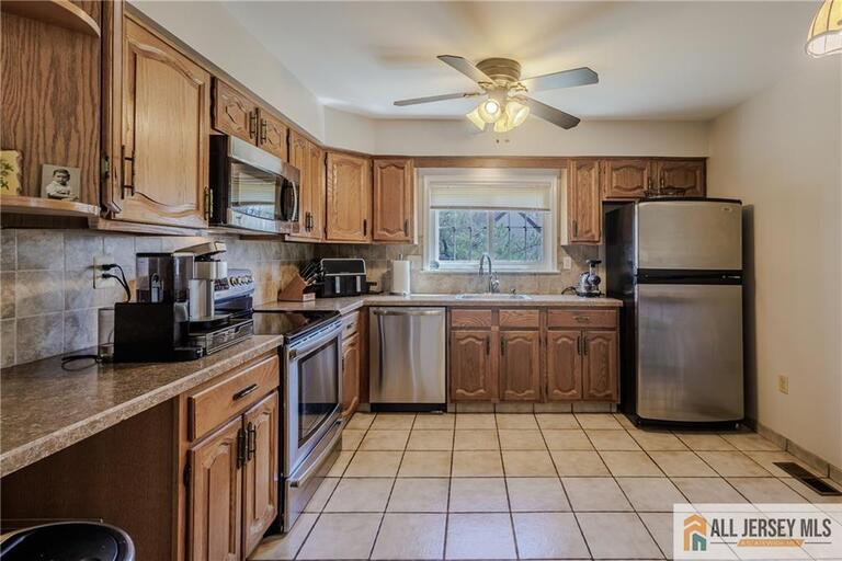 Photo 7 of 12 Rothwell Drive # C, Monroe NJ 08831, Monroe, NJ