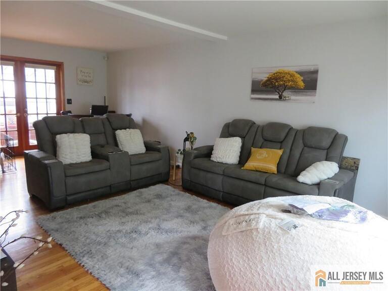 Photo 5 of 78 6th Avenue, Port Reading NJ 07064, Port Reading, NJ