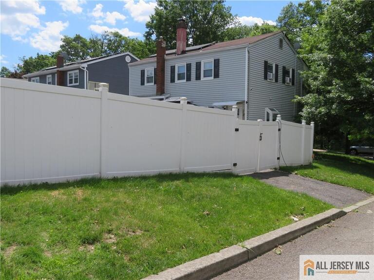 Photo 4 of 78 6th Avenue, Port Reading NJ 07064, Port Reading, NJ