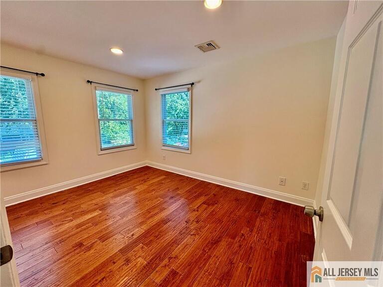 Photo 22 of 1509 Kenyon Avenue, South Plainfield NJ 07080, South Plainfield, NJ