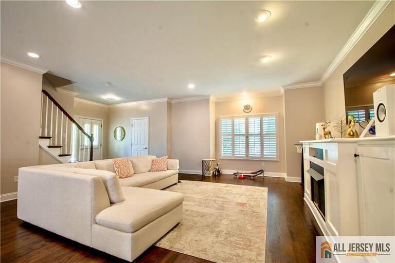 Photo 1 of 199 Amboy Avenue # 199D, Metuchen NJ 08840, Metuchen, NJ