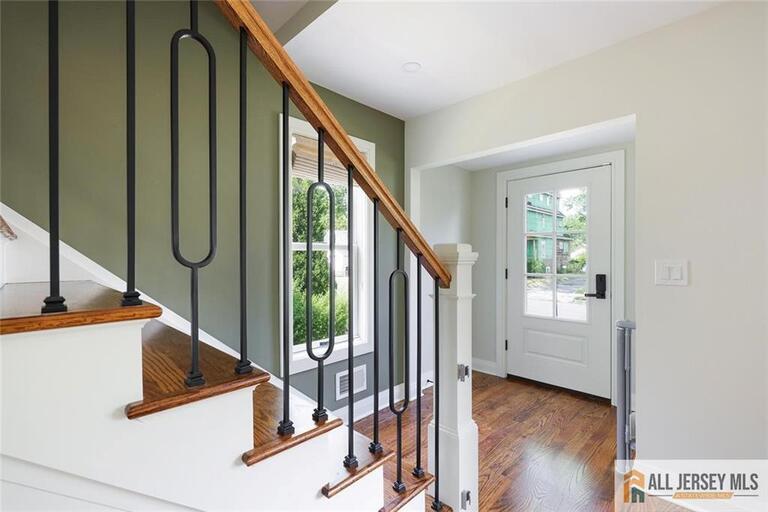 Photo 4 of 119 Harvard Avenue, Metuchen NJ 08840, Metuchen, NJ