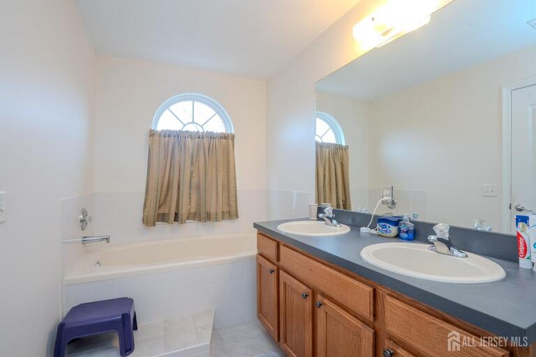 Photo 21 of 1101 Cottonwood Court, North Brunswick NJ 08902, North Brunswick, NJ
