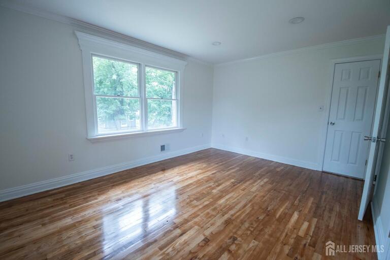 Photo 11 of 46 Heather Drive, Franklin Twsp NJ 08873, Franklin Twsp, NJ