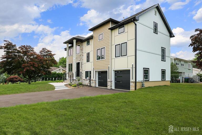 Photo 2 of 141 Lund Avenue, Edison NJ 08820, Edison, NJ