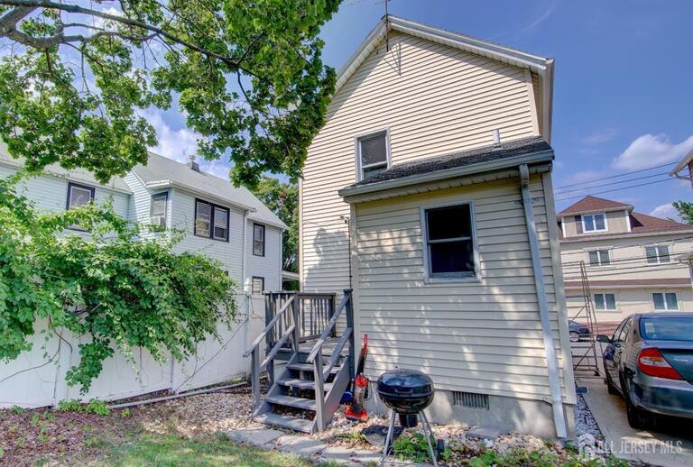 Photo 20 of 195 Pulaski Avenue, Sayreville NJ 08872, Sayreville, NJ