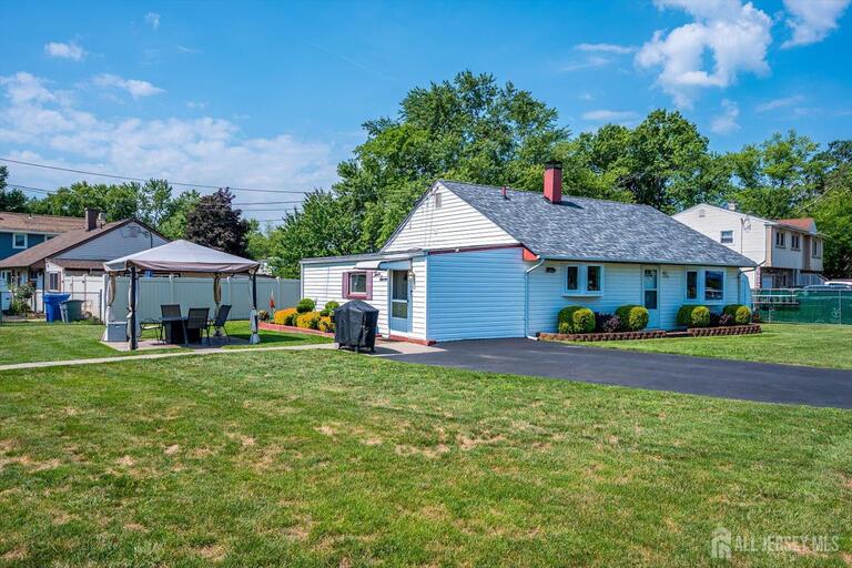 Photo 1 of 37 Kate Terrace, Piscataway NJ 08854, Piscataway, NJ