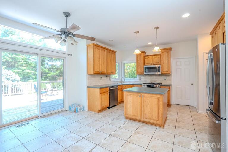 Photo 18 of 32 W Kincaid Drive, West Windsor NJ 08550, West Windsor, NJ