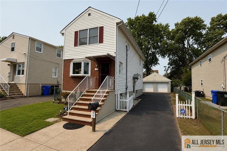 Photo 2 of 70 Spring Street, Woodbridge Proper NJ 07095, Woodbridge Proper, NJ