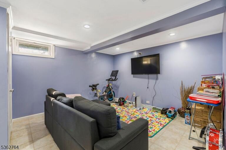 Property listing MLS 4007833 photo 18