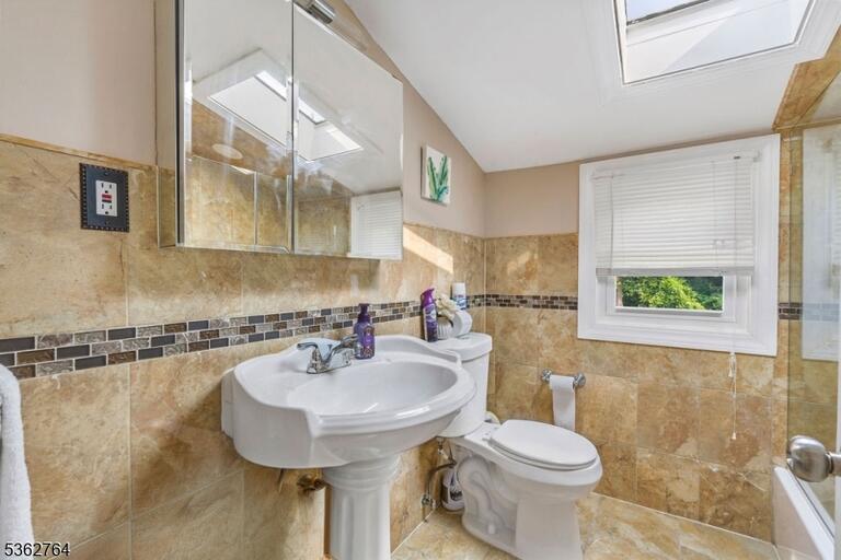 Property listing MLS 4007833 photo 29