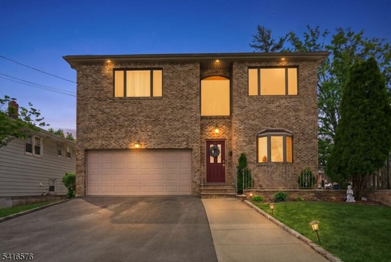 Property listing MLS 4014102 photo 1