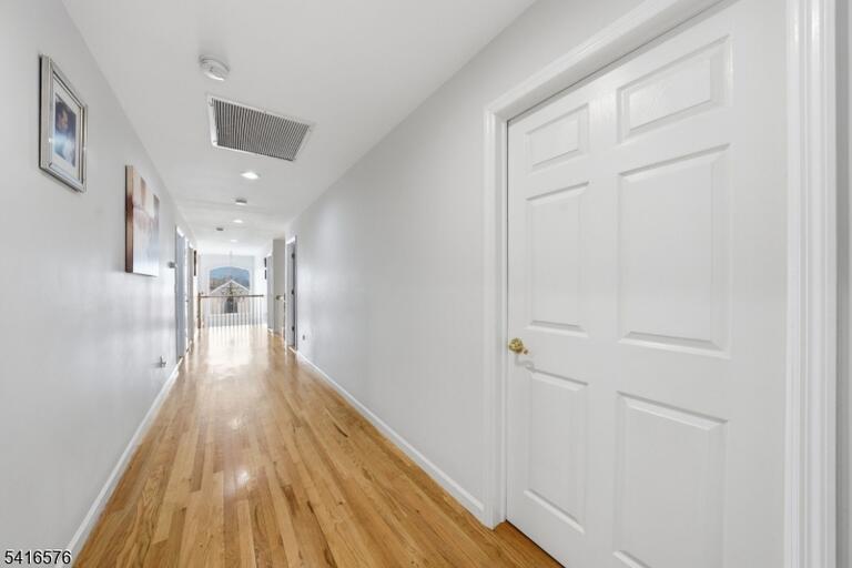 Property listing MLS 4014102 photo 29