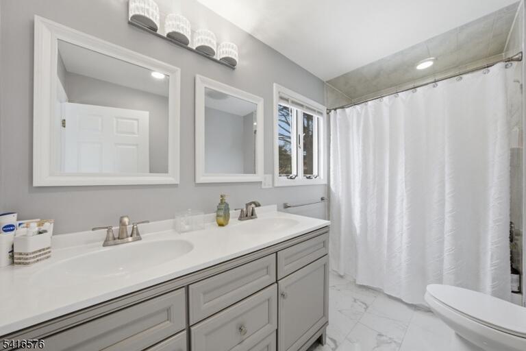 Property listing MLS 4014102 photo 32