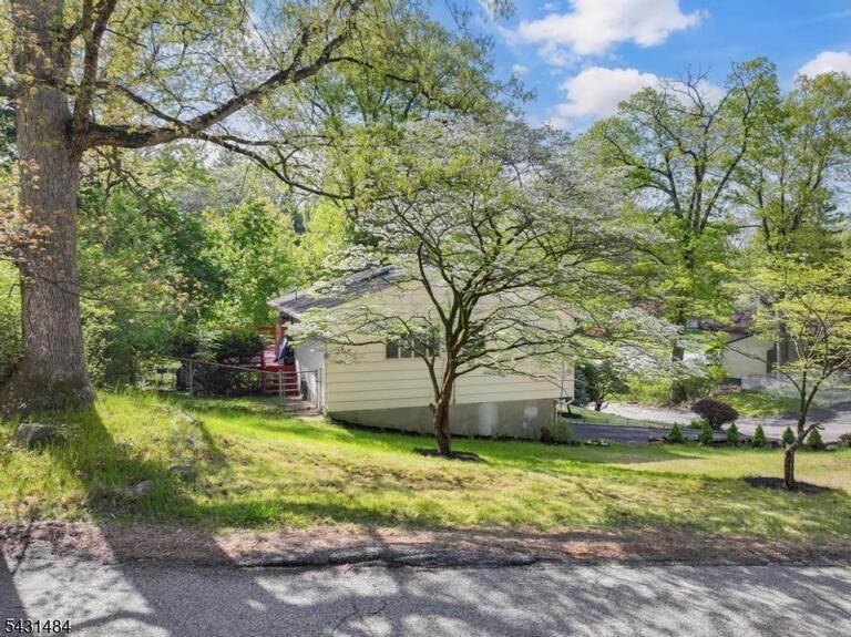 Property listing MLS 4027221 photo 42