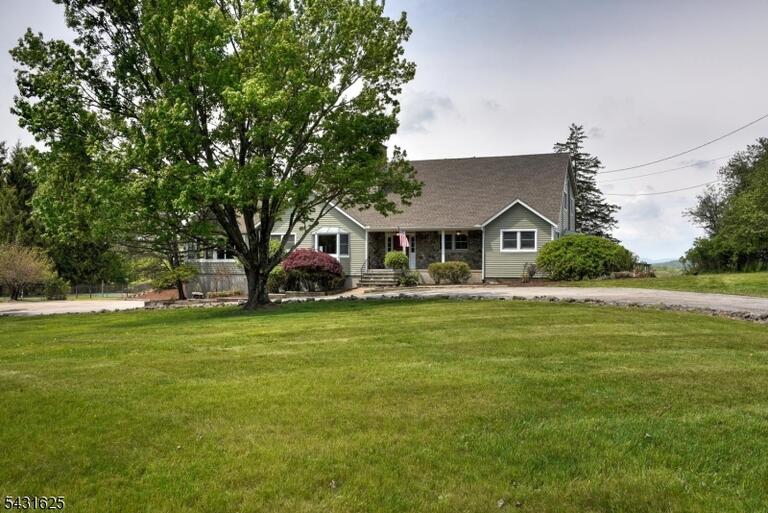 Property listing MLS 4027466 photo 1