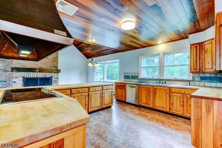 Property listing MLS 4027466 photo 15