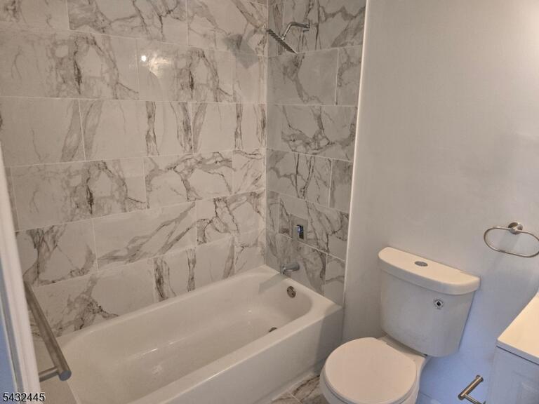 Property listing MLS 4029181 photo 8