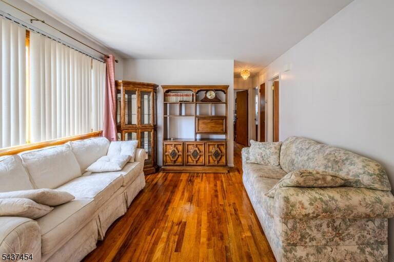 Property listing MLS 4032452 photo 7