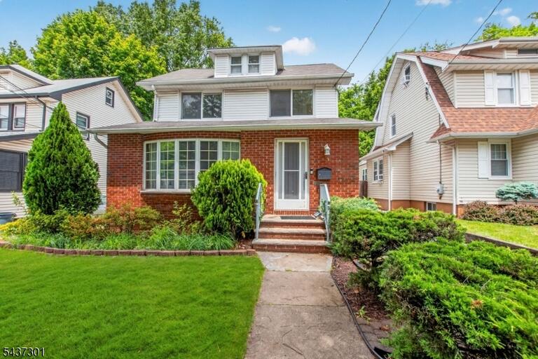 Property listing MLS 4033045 photo 1