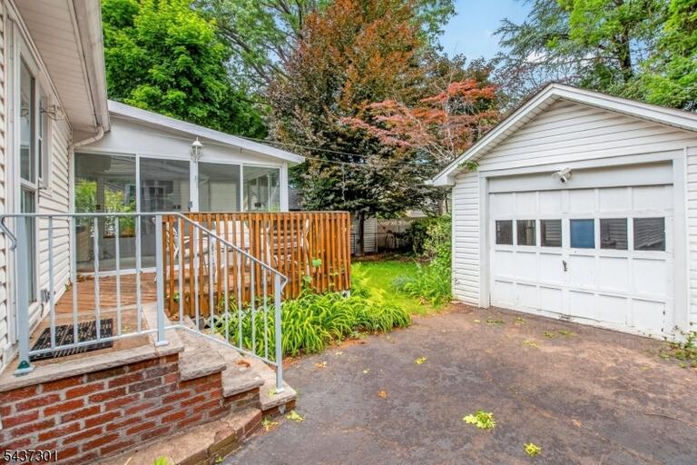 Property listing MLS 4033045 photo 12