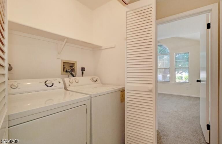 Property listing MLS 4033327 photo 11