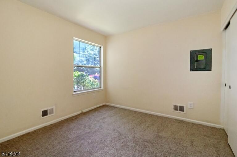 Property listing MLS 4033327 photo 12