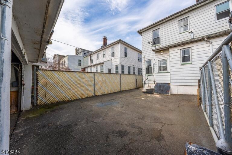 Property listing MLS 4033335 photo 14