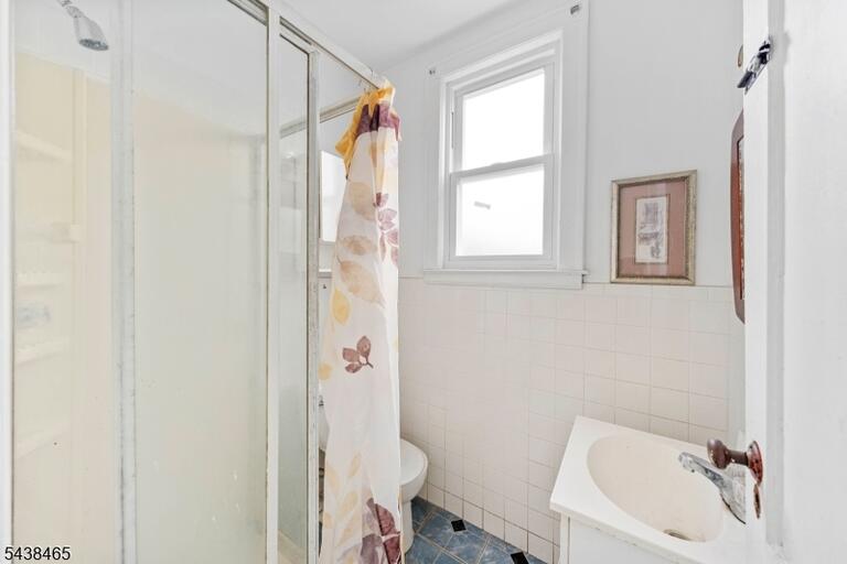 Property listing MLS 4033335 photo 8