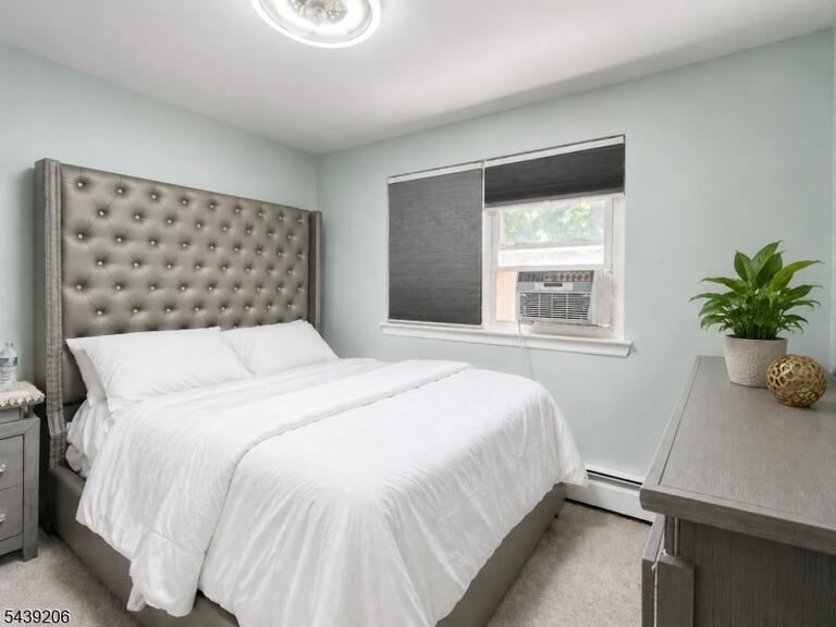 Property listing MLS 4034025 photo 9