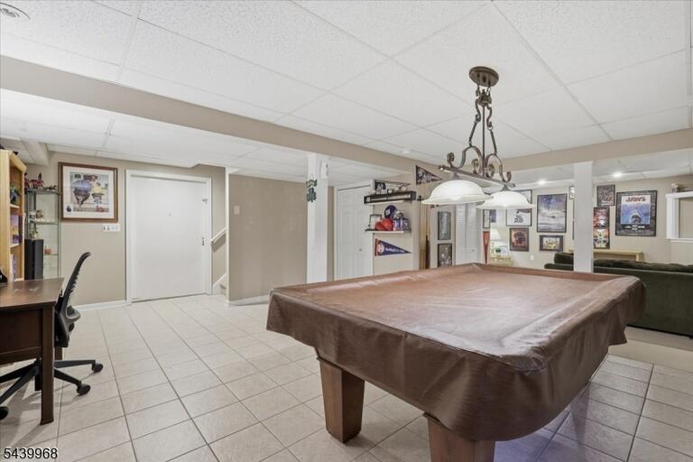 Property listing MLS 4035828 photo 30