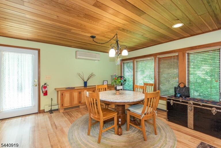 Property listing MLS 4035992 photo 13