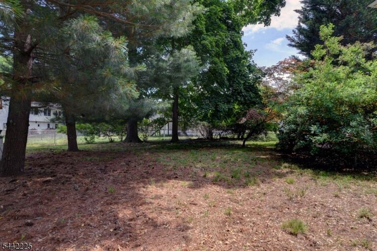 Property listing MLS 4036644 photo 27